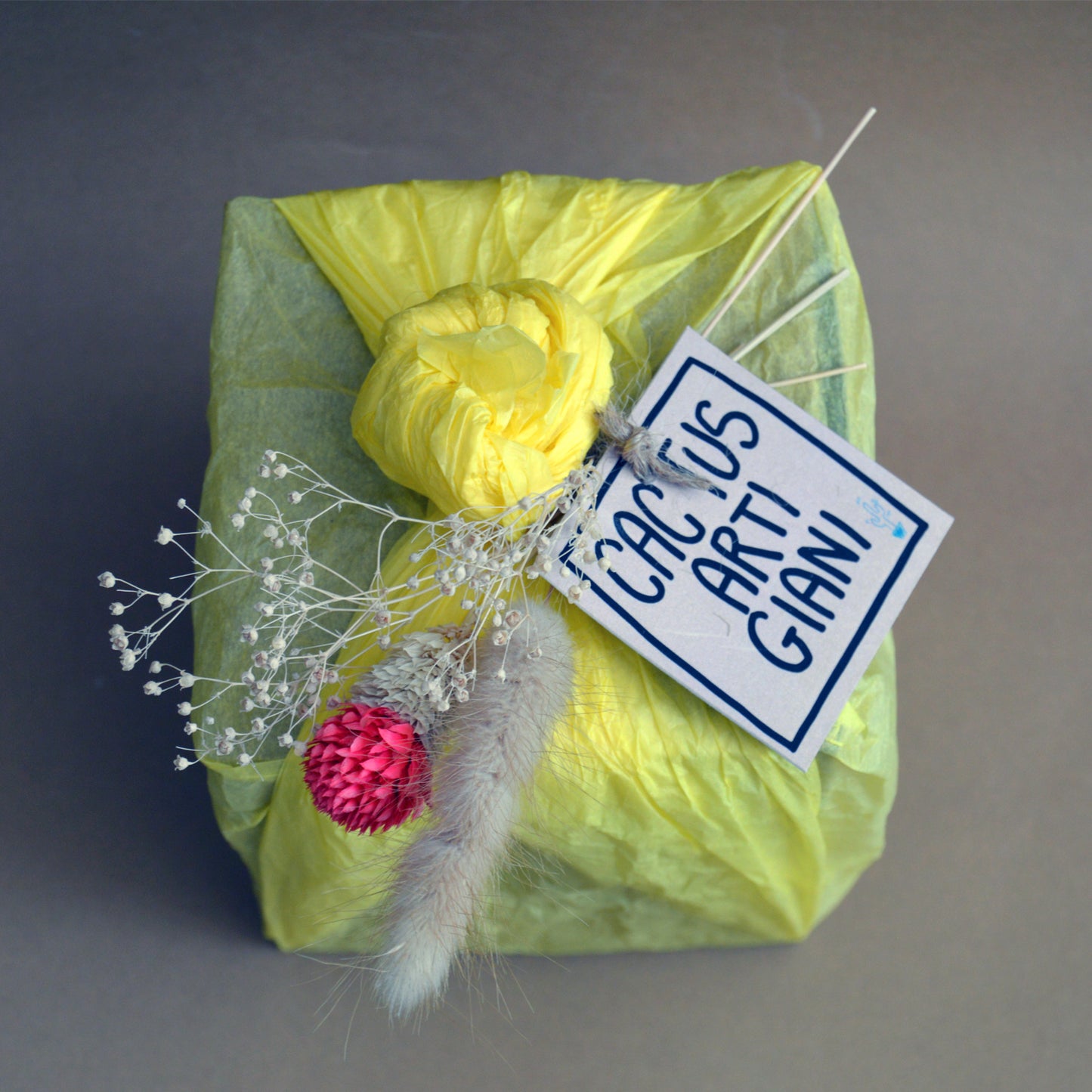 packaging per bomboniera in carta velina